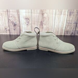 New Kids Nordstrom Rack Beige Faux Suede Chukka Ankle Boots Booties Size 12M
